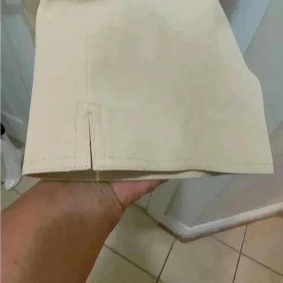 ST. JOHN jeans R86CQ10 сню ladle brand new with tag. Ankle length beige color. - Picture 5 of 12